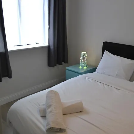 Apartment Central By Premier City *